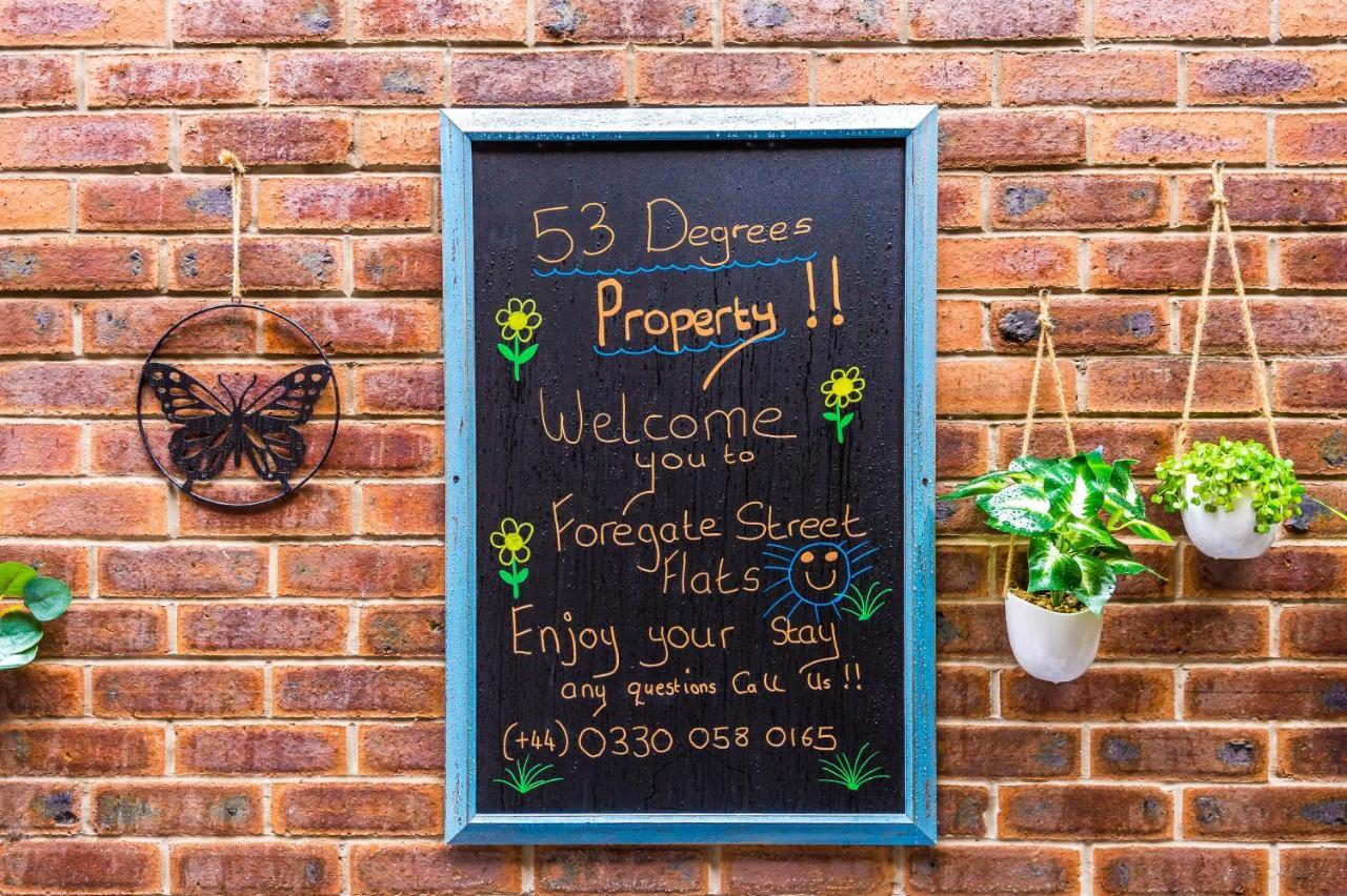 Stylish Chester City Centre Apartment By 53 Degrees Property, Ideal For Couples & Business Professionals - Sleeps 4 Экстерьер фото